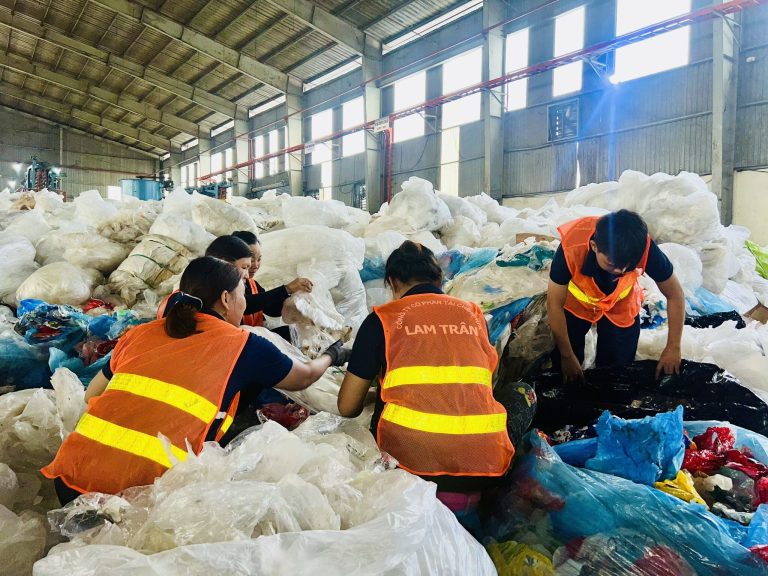 LAM TRÂN PLASTIC RECYCLING